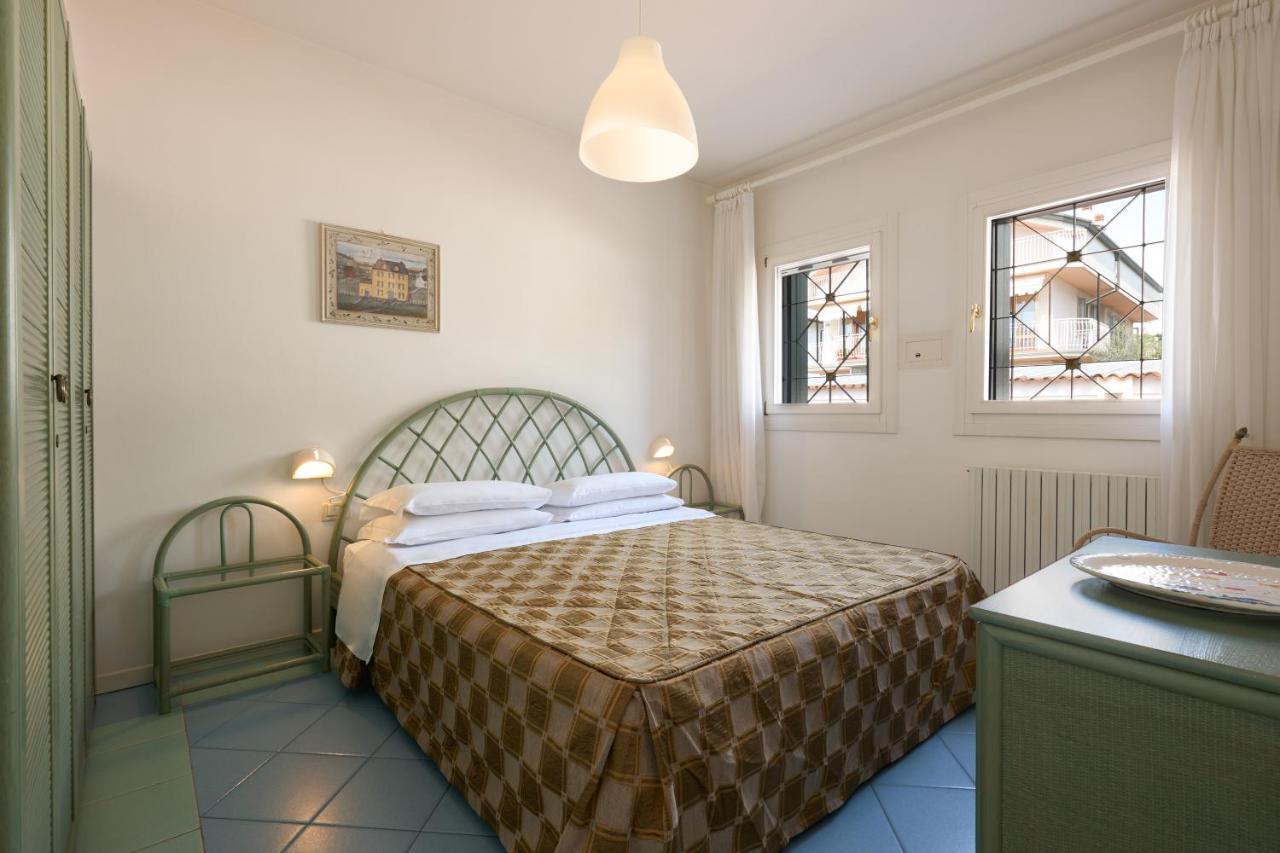 Villa Carlotta Jesolo Lido Esterno foto