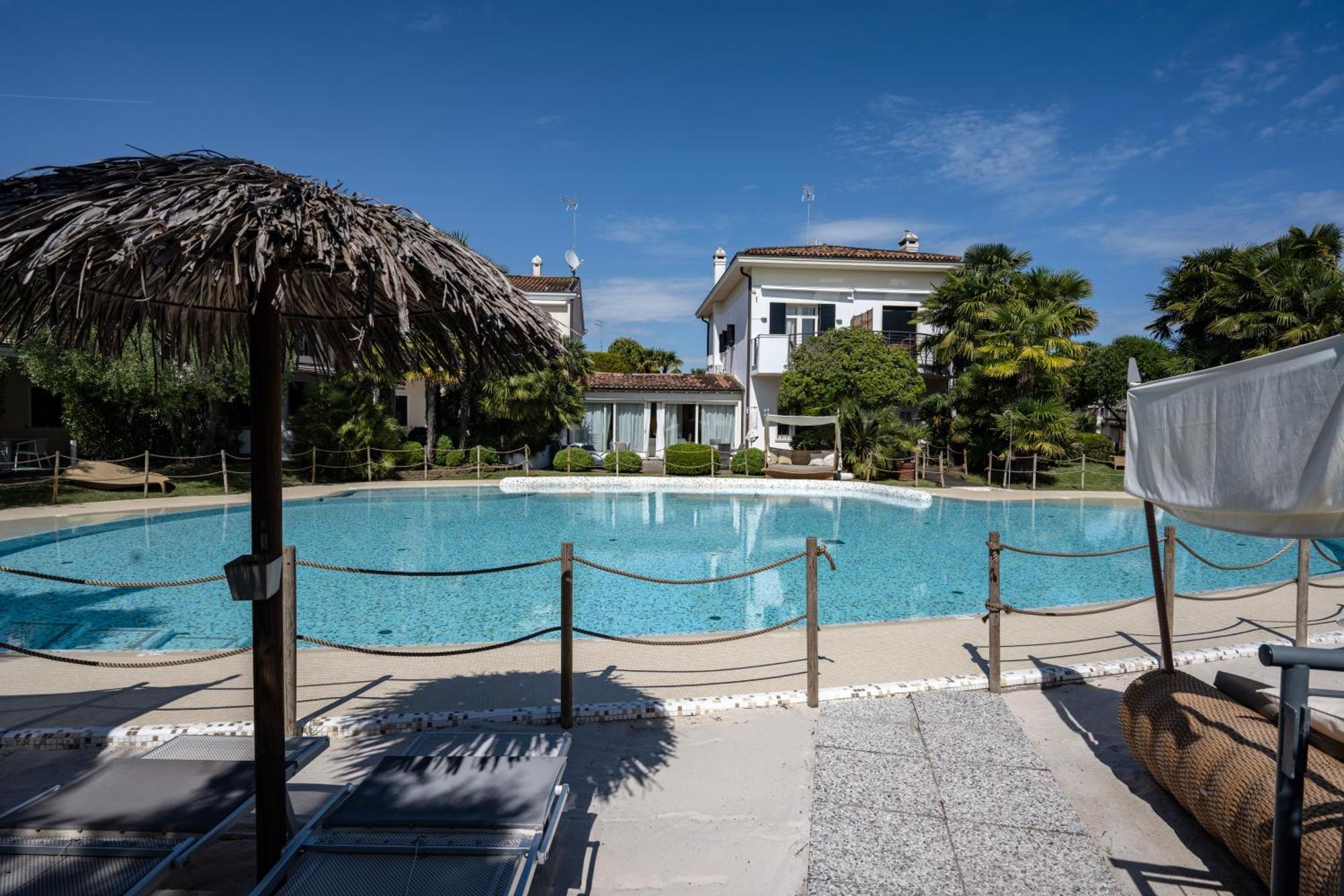 Villa Carlotta Jesolo Lido Esterno foto