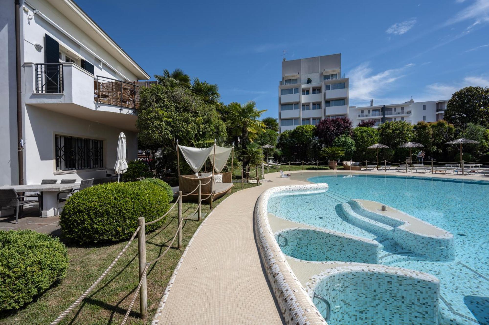 Villa Carlotta Jesolo Lido Esterno foto